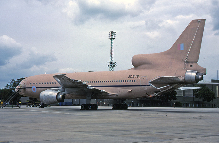 TriStar ZD949 in temporary desert pink finish for Operation Granby